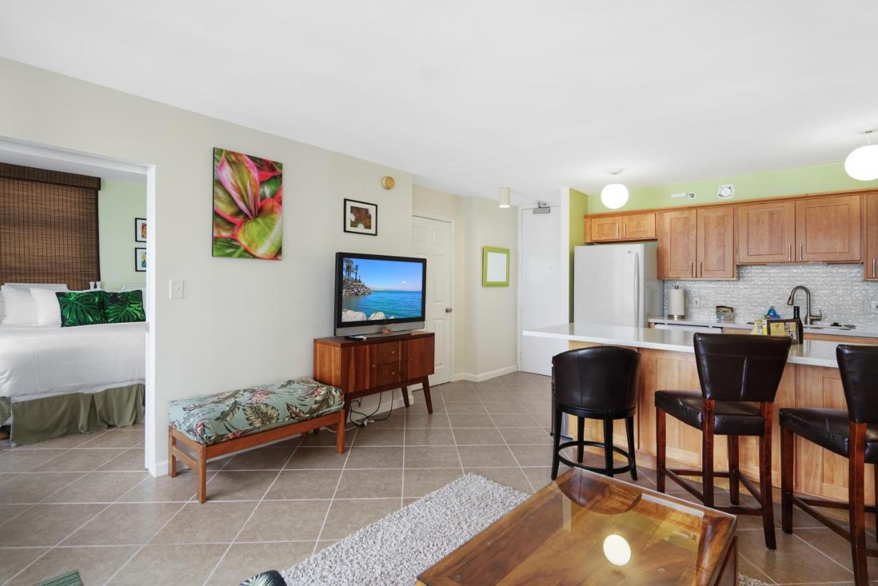 Ke Aloha Suite At The Waikiki Banyan Honolulu Buitenkant foto